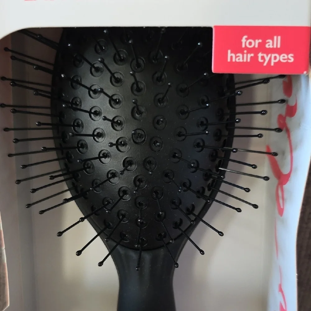Wet Brush Easy Blowout Brush, New, For All Hair Types